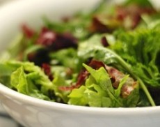 Как приготовить действительно полезный для здоровья салат?
