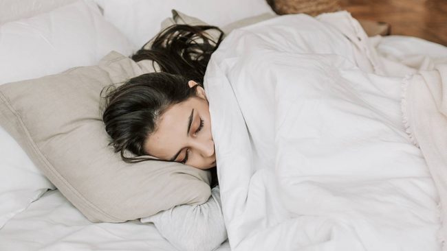 Как часто нужно менять подушки для сна?